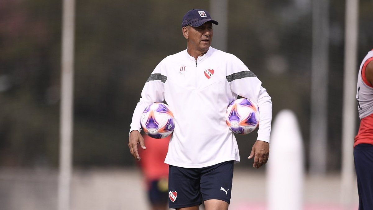 The strange confirmation of Monzón in Independiente: “For now” is the “definitive” DT