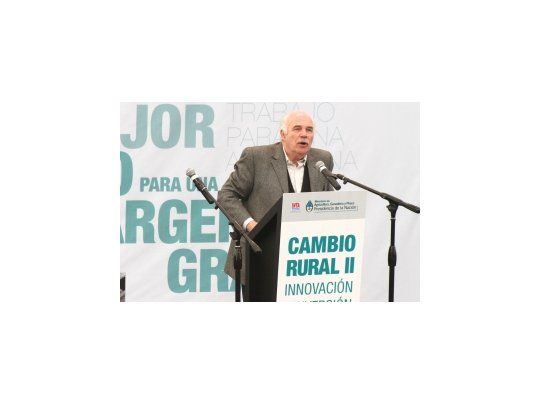Carlos Casamiquela.