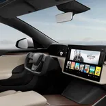 El volante rectangular de Tesal que pone en duda a las regulaciones de mercados, como el de China. El volante rectangular de Tesal que pone en duda a las regulaciones de mercados, como el de China.