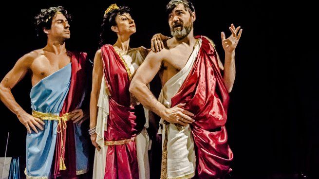 Matías Asenjo, Patricia Browne y Damián Iglesias en Minoica, que se estrena mañana en el Picadilly.&nbsp;