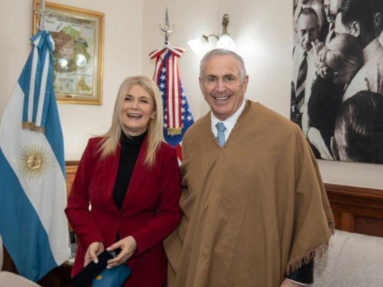 Verónica Magario y Marc Stanley luego de la reunión&nbsp;