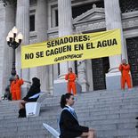 Greenpeace advierte que los cambios podrían favorecer a la industria minera y poner en riesgo reservas estratégicas de agua dulce. Greenpeace advierte que los cambios podrían favorecer a la industria minera y poner en riesgo reservas estratégicas de agua dulce.