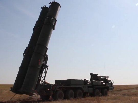 El sistema de defensa antiaérea S-500 de Rusia.
