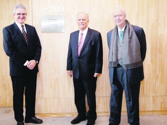 PAG8-Juan José Cruces, Alejandro Bulgheroni y Carlos Franck.jpg