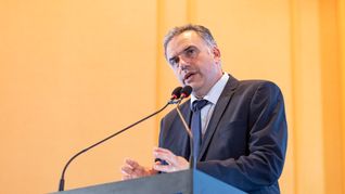 Argentina y Brasil se constituyeron orígenes sumamente relevantes de la inversión extranjera en Uruguay, afirmó Yamandú Orsi ante empresarios. Argentina y Brasil se constituyeron orígenes sumamente relevantes de la inversión extranjera en Uruguay, afirmó Yamandú Orsi ante empresarios.