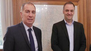 Diego Santilli recibió de a uno a los gobernadores peronistas del norte que buscan diferenciarse del kirchnerismo. Diego Santilli recibió de a uno a los gobernadores peronistas del norte que buscan diferenciarse del kirchnerismo.