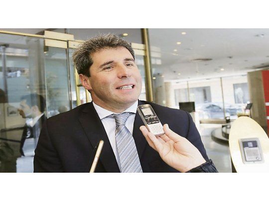 reparto. El gobernador Uñac busca con la iniciativa reordenar el envío de fondos a los intendentes con un esquema que elimina discrecionalidad.