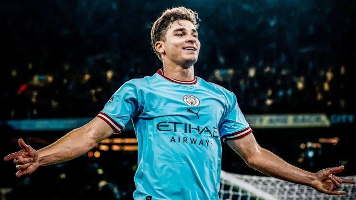 From Atlético de Madrid they know that it is difficult. Likewise, they have already started negotiations with Manchester City to sign the Argentine Julián Álvarez From Atlético de Madrid they know that it is difficult. Likewise, they have already started negotiations with Manchester City to sign the Argentine Julián Álvarez