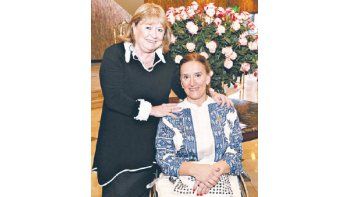 ámbito.com | La canciller, Susana Malcorra, ayer en Quito junto a la vicepresidenta Gabriela Michetti. Ambas participan de la cumbre de la CELAC.