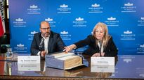 Las autoridades del Parlamento señalaron que el contenido podría tener relevancia para la reconstrucción histórica del período reciente.