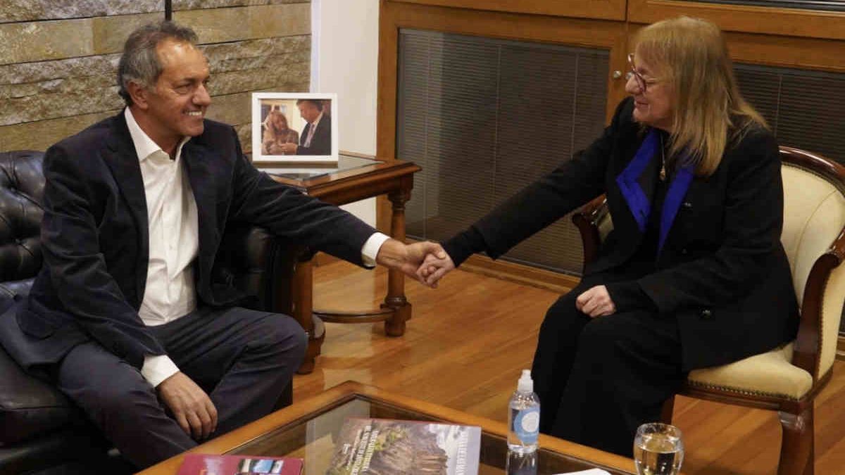 Daniel Scioli y Alicia Kirchner acordaron impulsar la agenda productiva de Santa Cruz