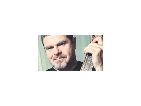 Gustavo Santaolalla participa actualmente en jornadas organizadas por The New York TImes en Madrid, donde defendió la vigencia del llamado “rock latinoamericano”.