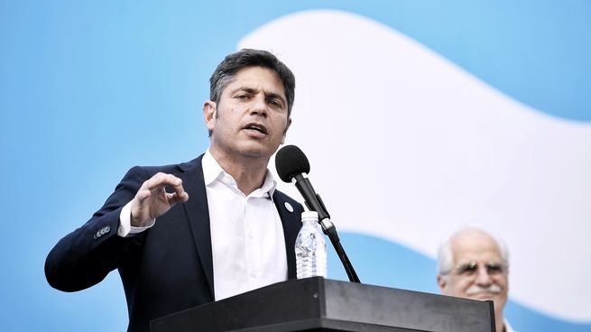 Axel Kicillof cerró la campaña junto a los candidatos del Frente Patria en San Martín. 