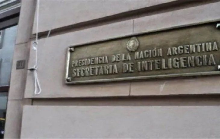 La SIDE tiene a partir de hoy un nuevo titular: Cristian Auguadra asume en el cargo de la agencia de inteligencia del Estado. La SIDE tiene a partir de hoy un nuevo titular: Cristian Auguadra asume en el cargo de la agencia de inteligencia del Estado.
