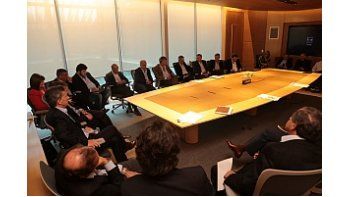 Antes de asumir, Macri se reunió con su gabinete