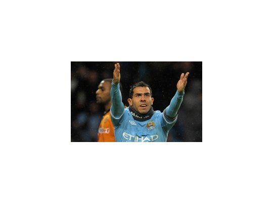 Tevez no estaría dispuesto a jugar en Francia, según la prensa de ese país.