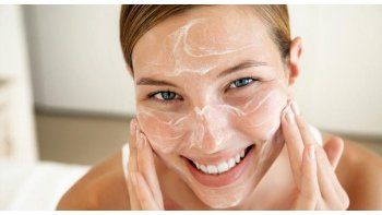 anmat alerto sobre la venta de un remedio facial trucho en redes sociales
