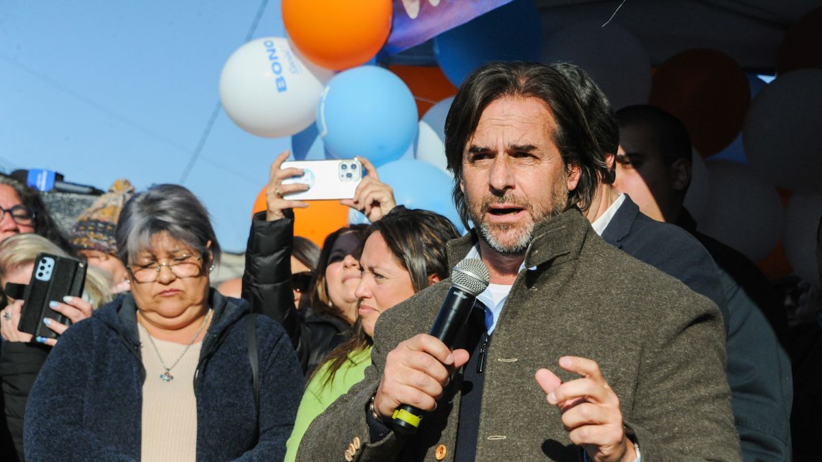 Lacalle Pou questioned the false discussion between market or more State