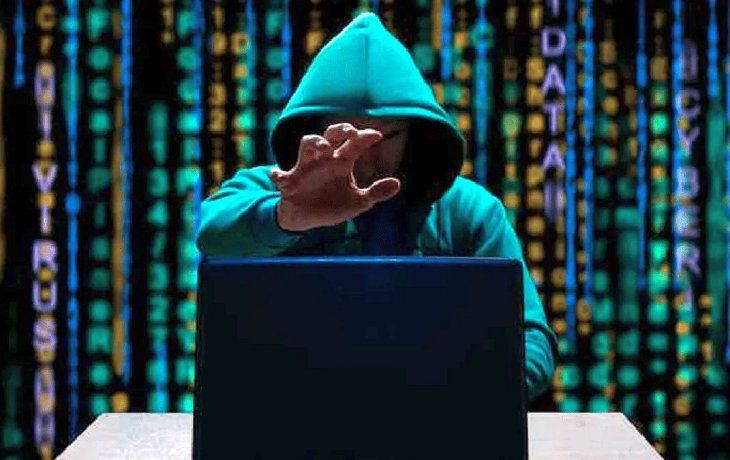 Mantener actualizado el software de seguridad es fundamental para evitar ciberataques. Mantener actualizado el software de seguridad es fundamental para evitar ciberataques.