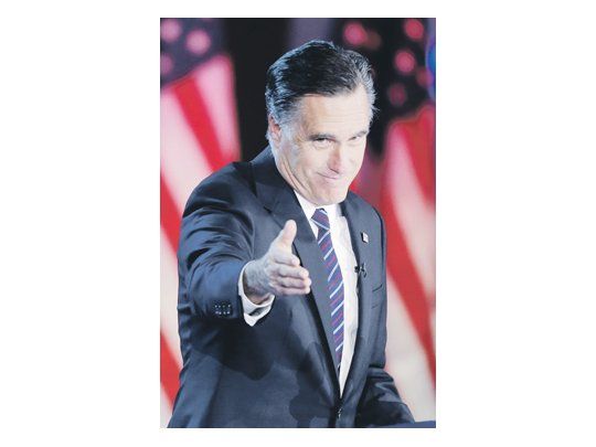 Miembros de la oposición criticaron la campaña del excandidato Mitt Romney por no haber buscado atraer el voto hispano.