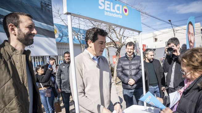 Candidatos de recorrida por Hurlingham.