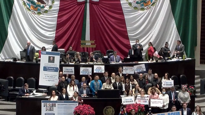 El momento en que habló María del Carmen Bautista de Morena.