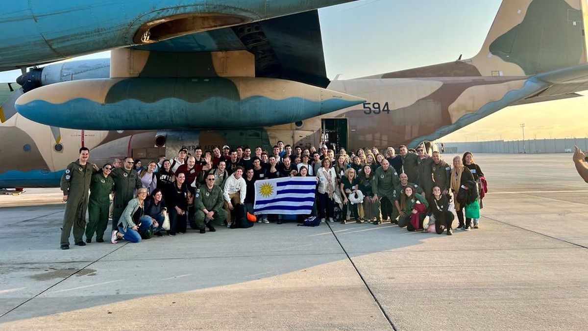 The first repatriated Uruguayans are already returning on the Hércules