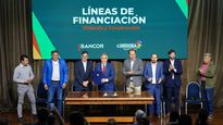 El gobernador Martín Llaryora encabezó el acto de lanzamiento de las nuevas líneas de crédito.