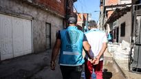 allanamiento en villa lugano: encuentran bunker de drogas y gallos de rina