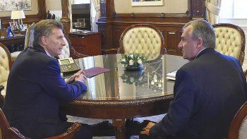 elecciones: morales se desmarca del gobierno y tambien desdobla