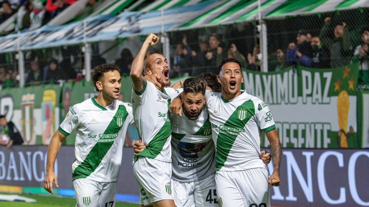 Banfield won for the first time since the arrival of Falcioni