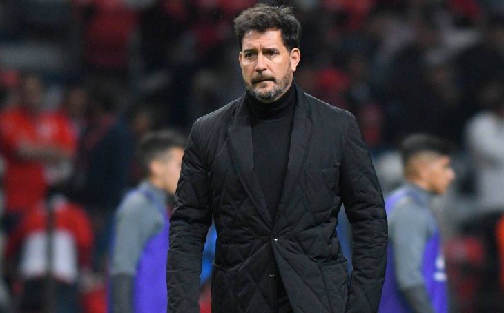 En un comunicado difundido a través de sus redes sociales, la directiva de Pumas informó que Gustavo Lema deja de ser el director técnico del equipo universitario. En un comunicado difundido a través de sus redes sociales, la directiva de Pumas informó que Gustavo Lema deja de ser el director técnico del equipo universitario.