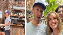 Chris Martin y Dakota Johnson.&nbsp;