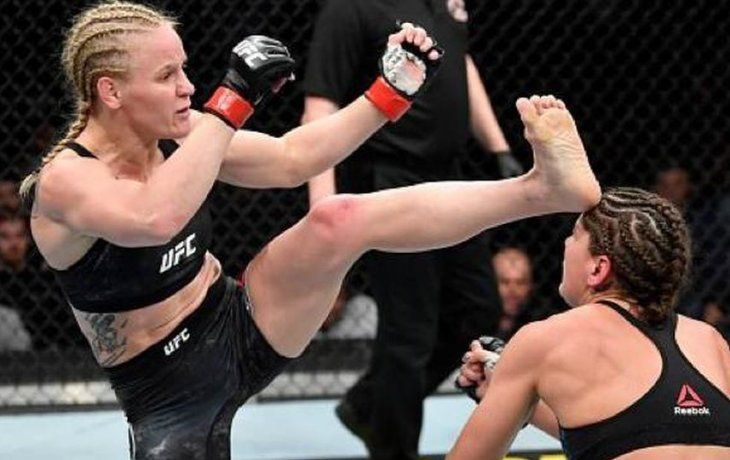 UFC: con una brutal patada firmó el nocaut del año