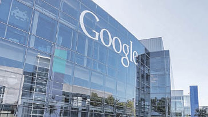 Google tiene su propia inteligencia artificial llamada Bard. Google tiene su propia inteligencia artificial llamada Bard.