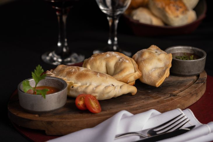 Dirección: Guardia Vieja 4446, Almagro. Dirección: Guardia Vieja 4446, Almagro.