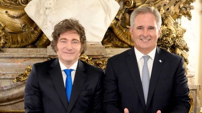 Pablo Quirno juró como nuevo Canciller.