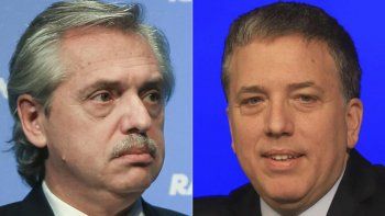 Alberto Fernández y Nicolás Dujovne, protagonistas de un cruce por las estadísticas fiscales.