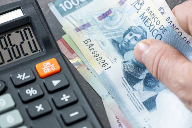 SAT confirma que millones de mexicanos pagarán menos impuestos en 2026 con tan solo hacer una cosa SAT confirma que millones de mexicanos pagarán menos impuestos en 2026 con tan solo hacer una cosa