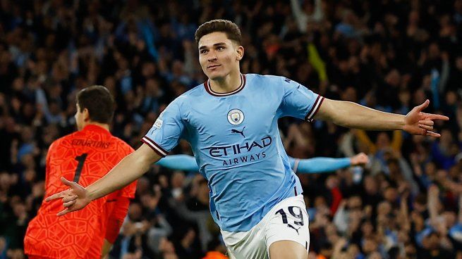 Picó la araña. Julián Álvarez entró cuatro minutos y selló la goleada de Manchester City ante Real Madrid en la Champions League.