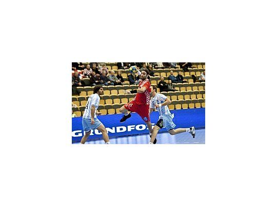 Argentina disputa el pase a semis con Croacia, Dinamarca y Serbia.