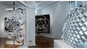 ámbito.com | Polesello. Un sector de la galería Del Infinito donde se puede visitar la exposición “Vortex”.