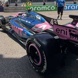 Colapinto concluyó la tanda en la 15ª posición, tras completar 31 vueltas con su Alpine y quedar a 2,211 segundos de la referencia establecida por Leclerc. Colapinto concluyó la tanda en la 15ª posición, tras completar 31 vueltas con su Alpine y quedar a 2,211 segundos de la referencia establecida por Leclerc.