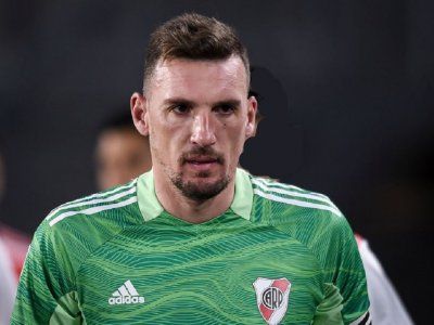 El representante de Armani desminiti que el arquero se vaya de River