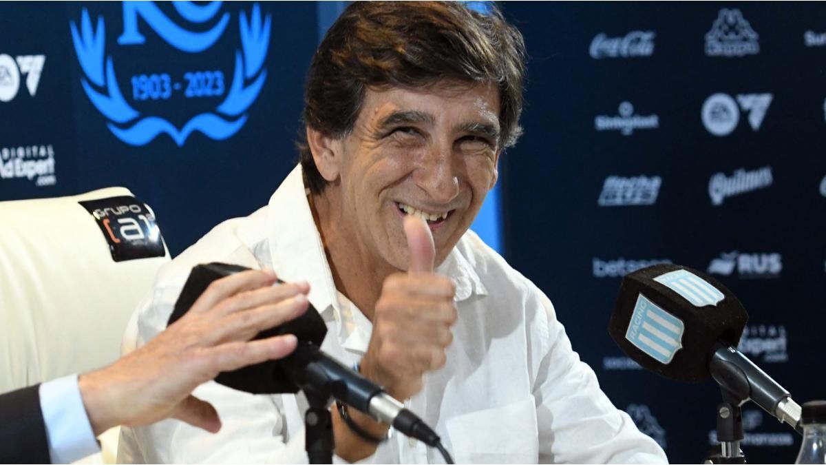 Racing: Costas would repeat the team against Botafogo to define the South American Recopa