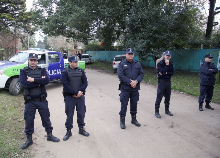 La Policía custodia los alrededores del convento donde fue hallado López.