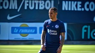 Ante las nagativas de varios técnicos, la dirigencia de San Lorenzo decidió confirmar al entrenador de la Reserva, Leandro Romagnoli, para dirigir al primer equipo.&nbsp;