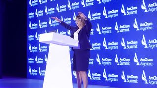 Bullrich pidió mayor compromiso del sector privado y defendió los acuerdos como base de previsibilidad económica Bullrich pidió mayor compromiso del sector privado y defendió los acuerdos como base de previsibilidad económica