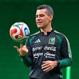 Rafa Márquez ya firmó contrato para ser el técnico del Tri rumbo al Mundial 2030 y tiene definido su cuerpo técnico en un 80% Rafa Márquez ya firmó contrato para ser el técnico del Tri rumbo al Mundial 2030 y tiene definido su cuerpo técnico en un 80%
