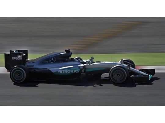 Rosberg dominó los libres en España.